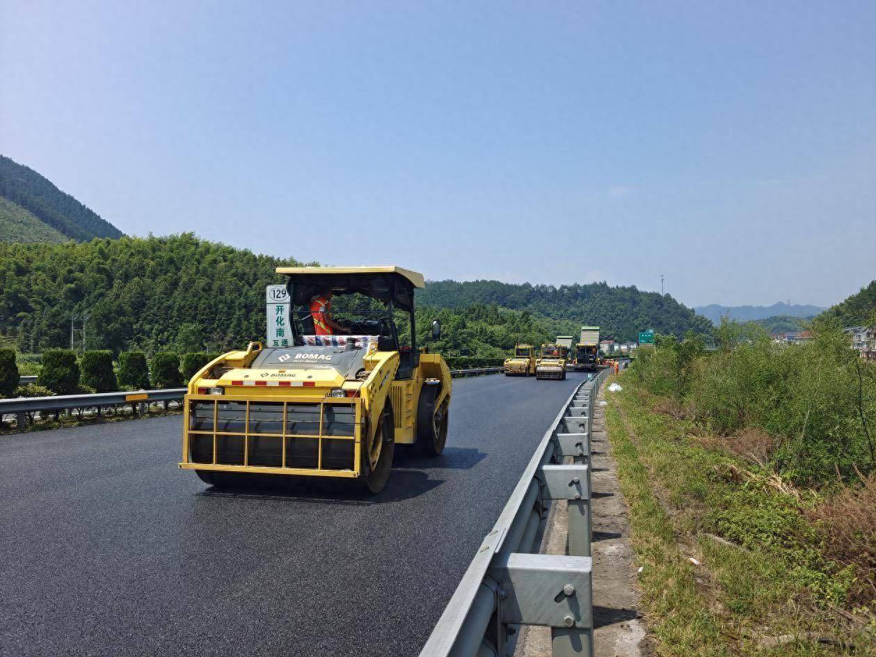 湖北高速公路启动养护专项工程