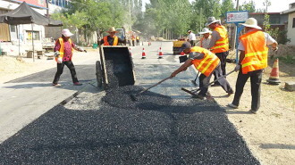 市中区交通运输局开展农村公路道路养护工作